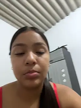 Show de Baby_morena12 na webcam