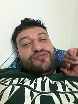 julichuby Show in webcam