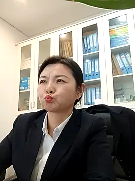 دردشة ialnuyoa_h الجنسية المباشرة