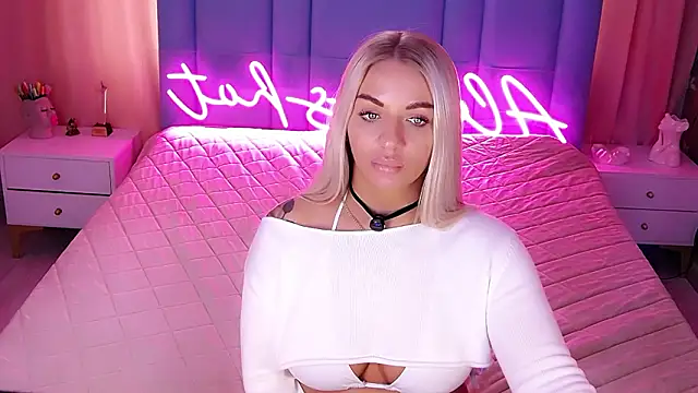 AllwaysHotJn Live XXX chat