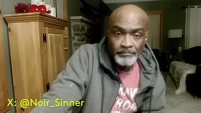 Chat XXX en directo de sinnernoir