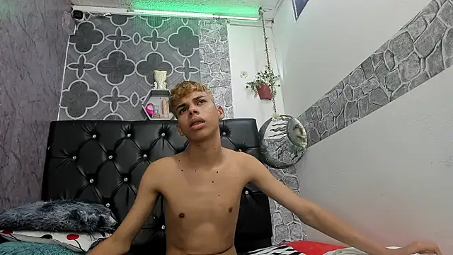 sexyboys_cutex18 – Naživo XXX chat