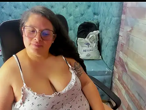 Sarah_Boobs_ 即時 XXX 聊天