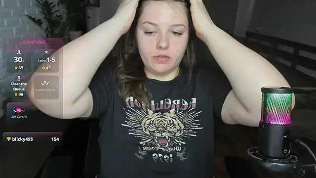 XNirvanaX's Live XXX Chat