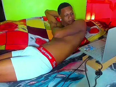 aunstin_farid1 Live XXX-Chat