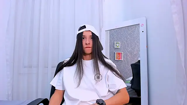 ViictoriiaSaenz's Live XXX Chat