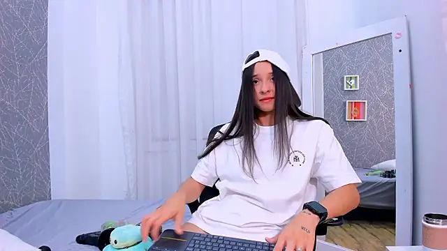 ViictoriiaSaenz 即時 XXX 聊天