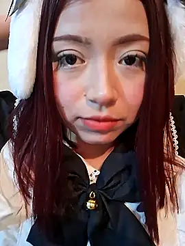 Mc-Maki's Live XXX Chat