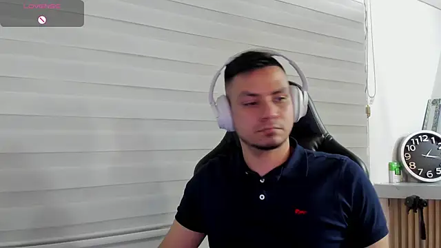 Rick_AdamsのライブXXXチャット