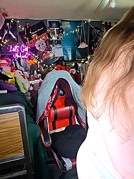 VelvetDiablo Chat XXX live