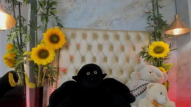 LittleeJaz লাইভ XXX চ্যাট