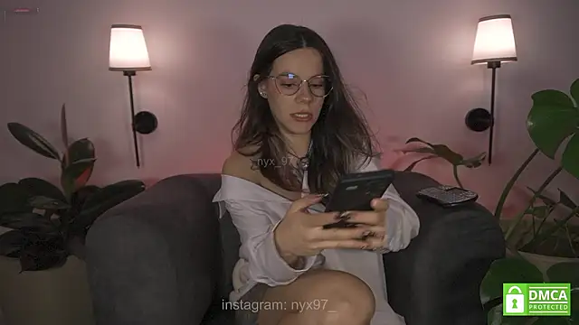 nyx_97 即時 XXX 聊天