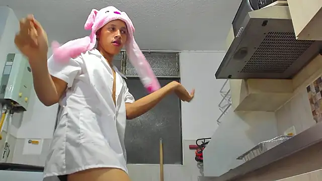 Noirvynn live XXX chat