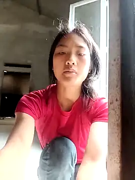 Hoa-tuylip 即時 XXX 聊天