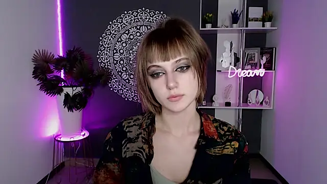 EchoScribe Adlı Modelin Canlı XXX Sohbeti