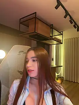 Chat +18 de carolynnetrujillo ao vivo