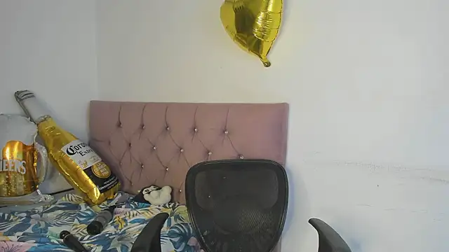 nicol_jone1's Live XXX Chat