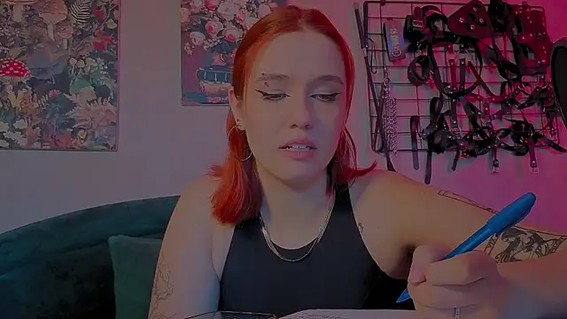 Онлайн чат XXX the_high_priestess