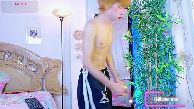 Bay_freedo 在線直播表演