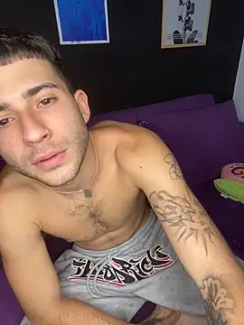 parejahot77's Live XXX Chat