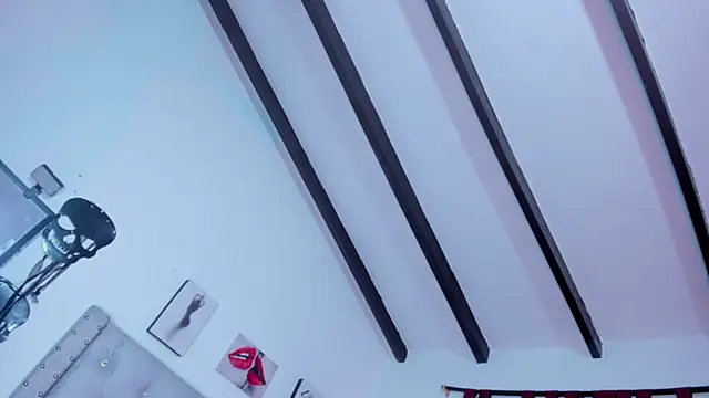 Shadow_Queen666's Live XXX Chat