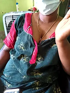 Tamilselviroja- লাইভ XXX চ্যাট