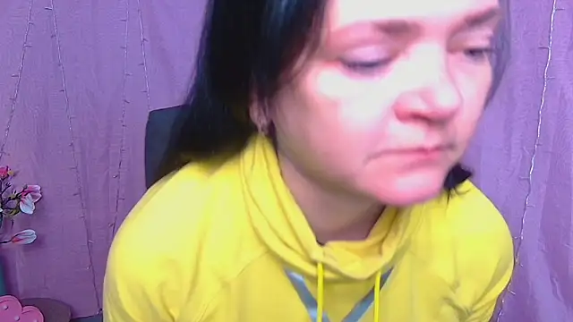 LauraFinnn Live XXX chat