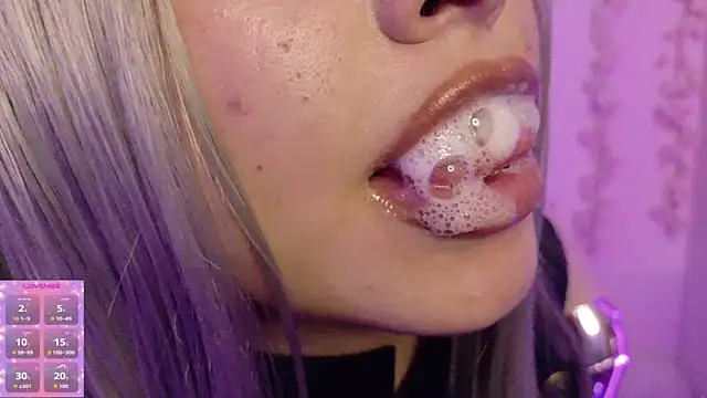 Haelycute Chat XXX in diretta