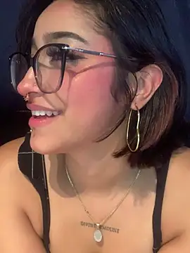 Chat +18 de LilithMonette ao vivo