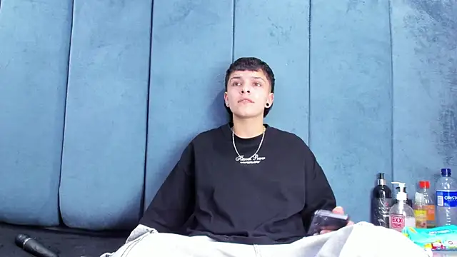 Megan_Thompson_ Adlı Modelin Canlı XXX Sohbeti