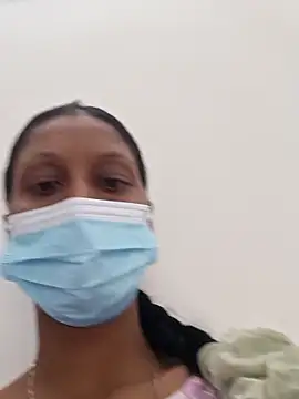 Chat XXX en directo de Cutie_Zoya_K