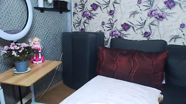 cutewoman67's Live XXX Chat