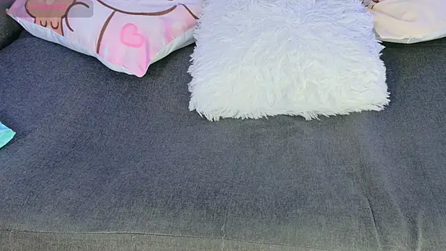 lunitaa0 Adlı Modelin Canlı XXX Sohbeti