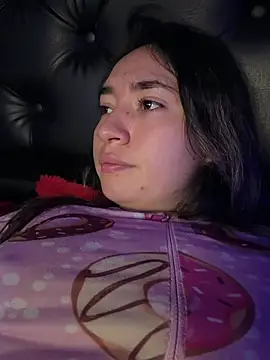 Sophie_LS Adlı Modelin Canlı XXX Sohbeti