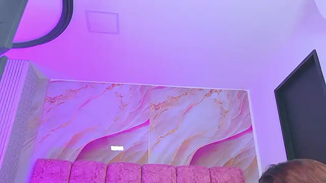 emmacurvy – Naživo XXX chat