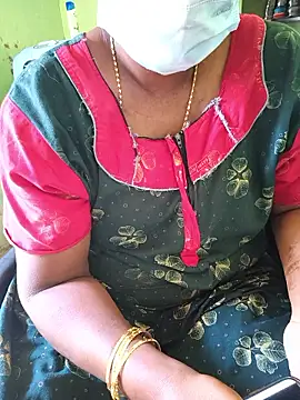 Tamilselviroja-'s Live XXX Chat