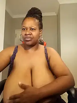 bustylisa1983 现场XXX聊天