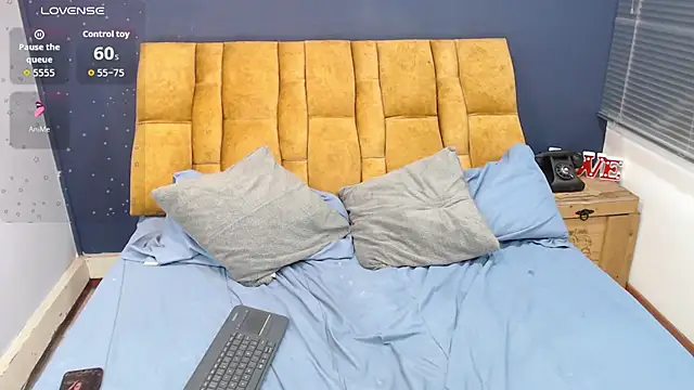 KendraaSimons' Live XXX Chat