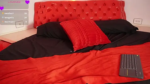 Petitte_Mussa Chat XXX in diretta