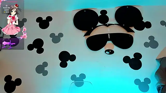 AdharaSkinny_ Show in webcam