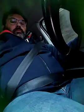 Necroforo Adlı Modelin Canlı XXX Sohbeti