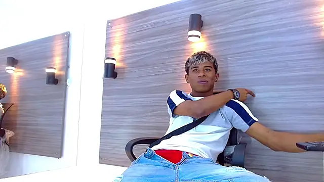 Živý XXX chat TonnyMarck