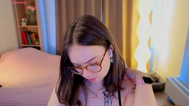 MilenaSaint's Live XXX Chat