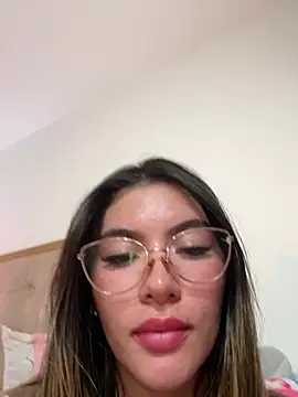 Your_Honeey's Webcam Show