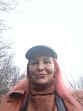 Show modela CassandraSandra44 na web-kameri