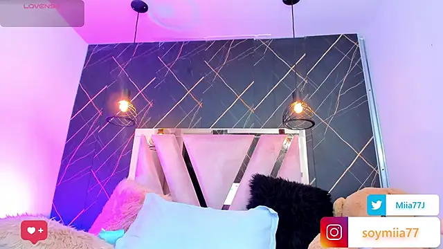 Czat XXX na żywo – Miia77_