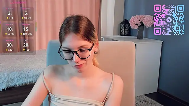 SharylSmalt Adlı Modelin Canlı XXX Sohbeti