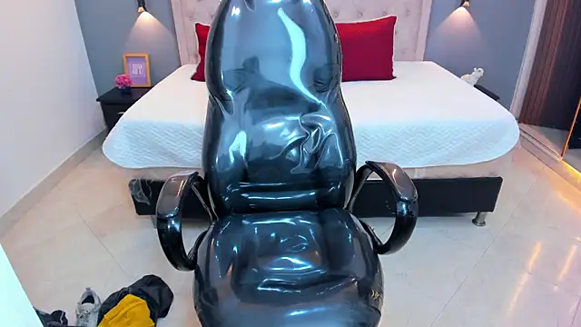 Tommy18__'s Live XXX Chat