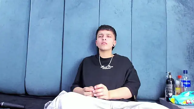 Chat +18 de Megan_Thompson_ ao vivo