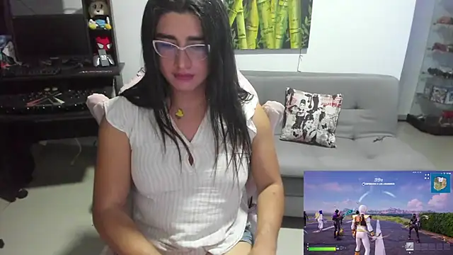 Khalifa_Gold live XXX chat